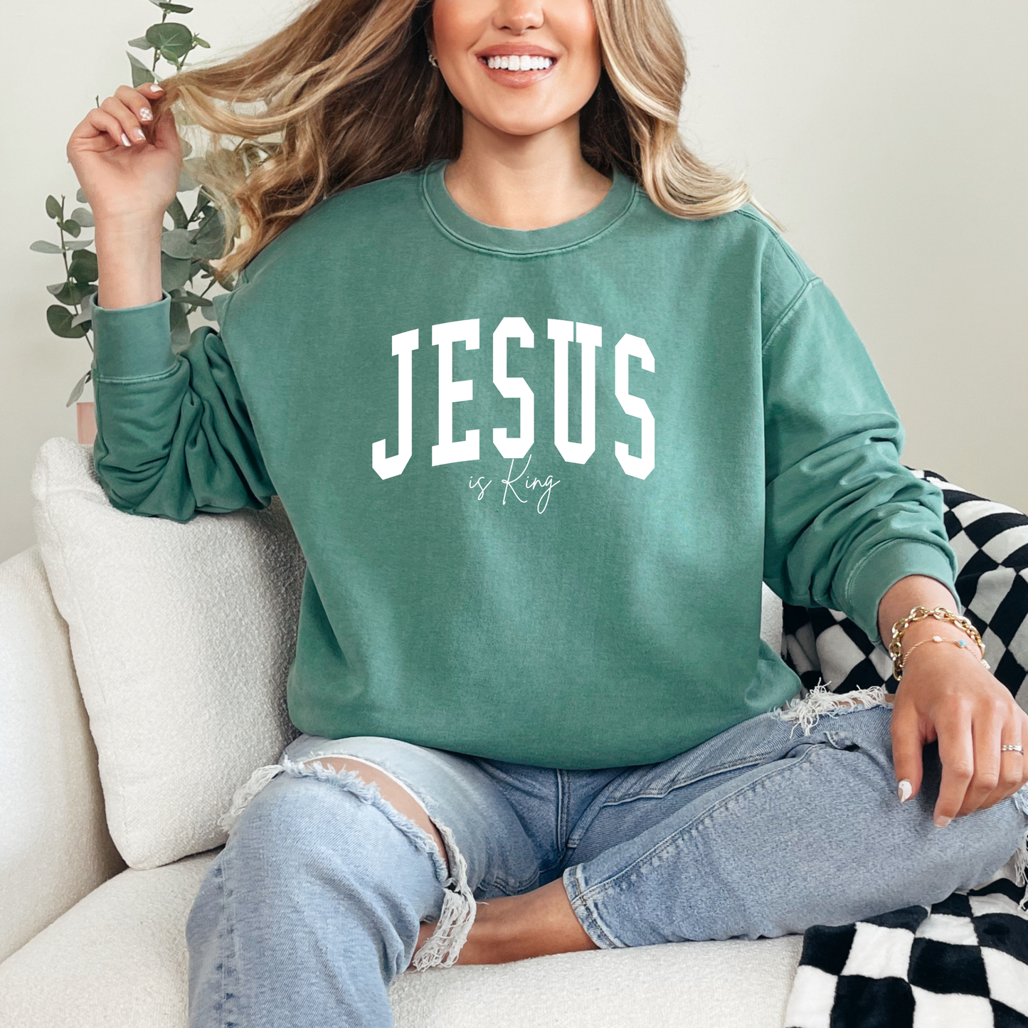 Jesus is King Sweatshirt